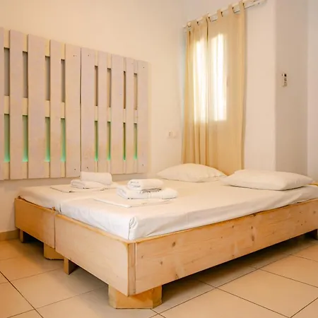 Apartmanhotel Fanari Art Íosz