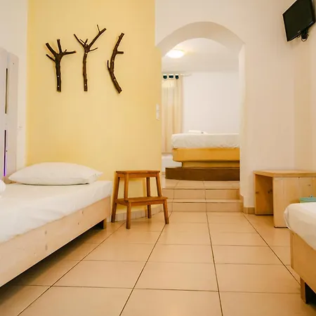 Apartmanhotel Fanari Art Íosz