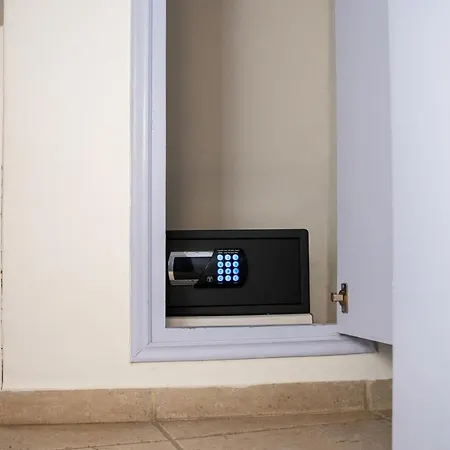 Fanari Art Apartmanhotel 3*