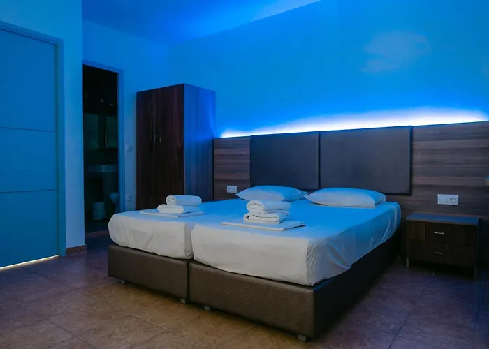 Fanari Art Aparthotel 3*