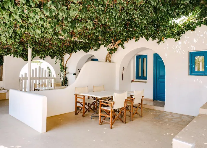 Fanari Art Aparthotel