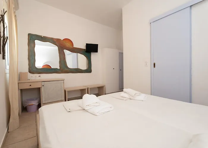 Aparthotel Fanari Art