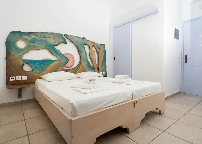 Fanari Art Aparthotel 3*