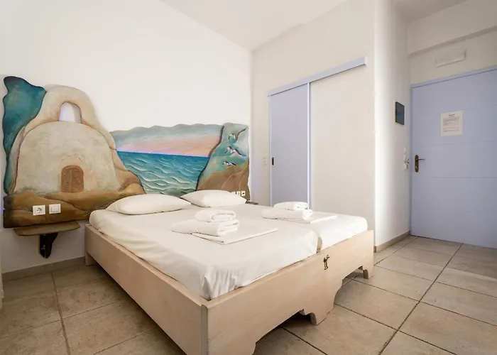 Fanari Art Aparthotel